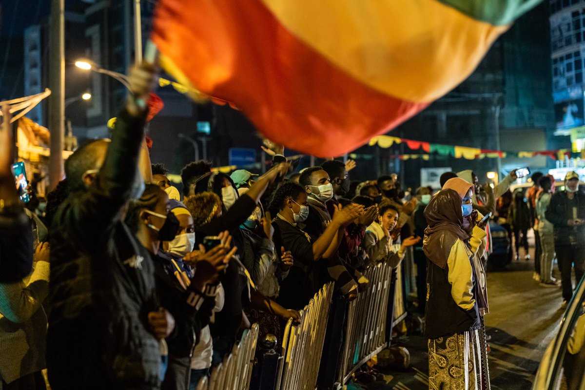 yonas_tadesse_'s tweet image. ONE VOICE FOR OUR DAM Addis came out roaring.
#ድምጻችንለግድባችን
#itsmydam #ethiopia 
#GERD