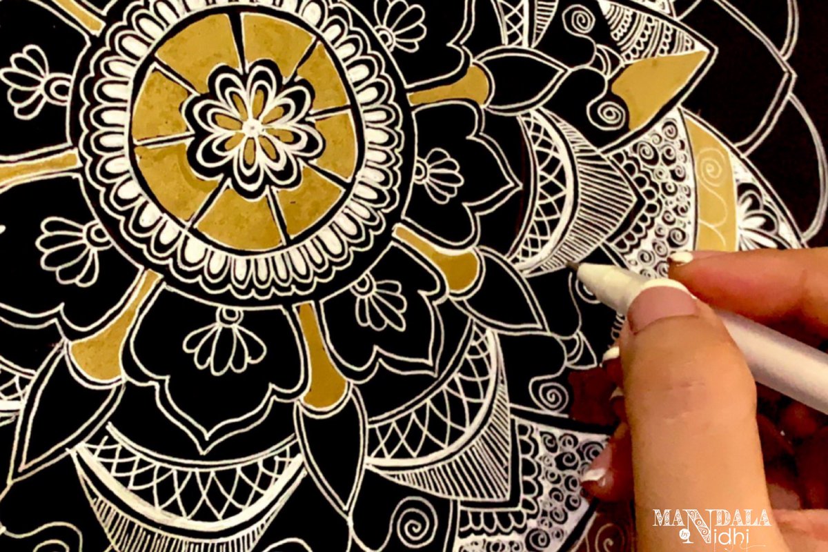 nidhify's tweet image. Its midnight, and I’m trying to finish another #mandala. And music ofcourse 🎶 
Coz no sleep. #LatestWork 
See more here mandalabynidhi.com