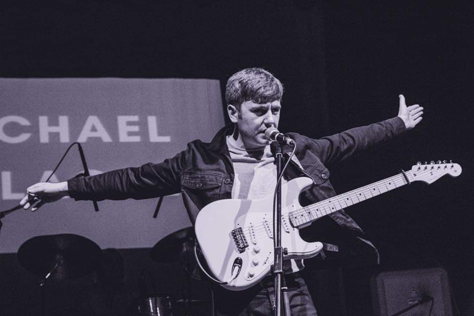  @MickyyGallSomething in the water in Hartlepool quite obviously, played tons of shows with Michael and him and his band always put on a proper mint show. Big tunes.