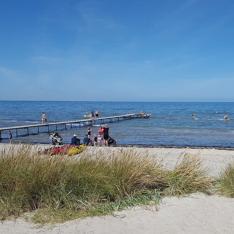 AmedamaCherry's tweet photo. #Dänemark 🇩🇰
Urlaub 2020: CHECK ✔
Trotz Corona und Baby hat endlich das Familienurlaub-Revival geklappt und es war WUNDERVOLL 😍
#FamilienZeit
#Strand
#Fjellerup #Norddjursland #Ferienhaus #Dancenter https://t.co/zi9lq3ZitN