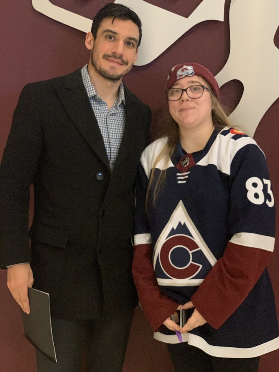 Kassia_skor97's tweet photo. Happy AVALANCHE game day!!! Letβs beat the Blues and get the first win of the playoffs!!! Hereβs to hoping that Nieto scores a goal as a birthday present for me tomorrow!!!! Gooooo AVALANCHE!!!!! @Avalanche #LBNMN https://t.co/xibE472MSE