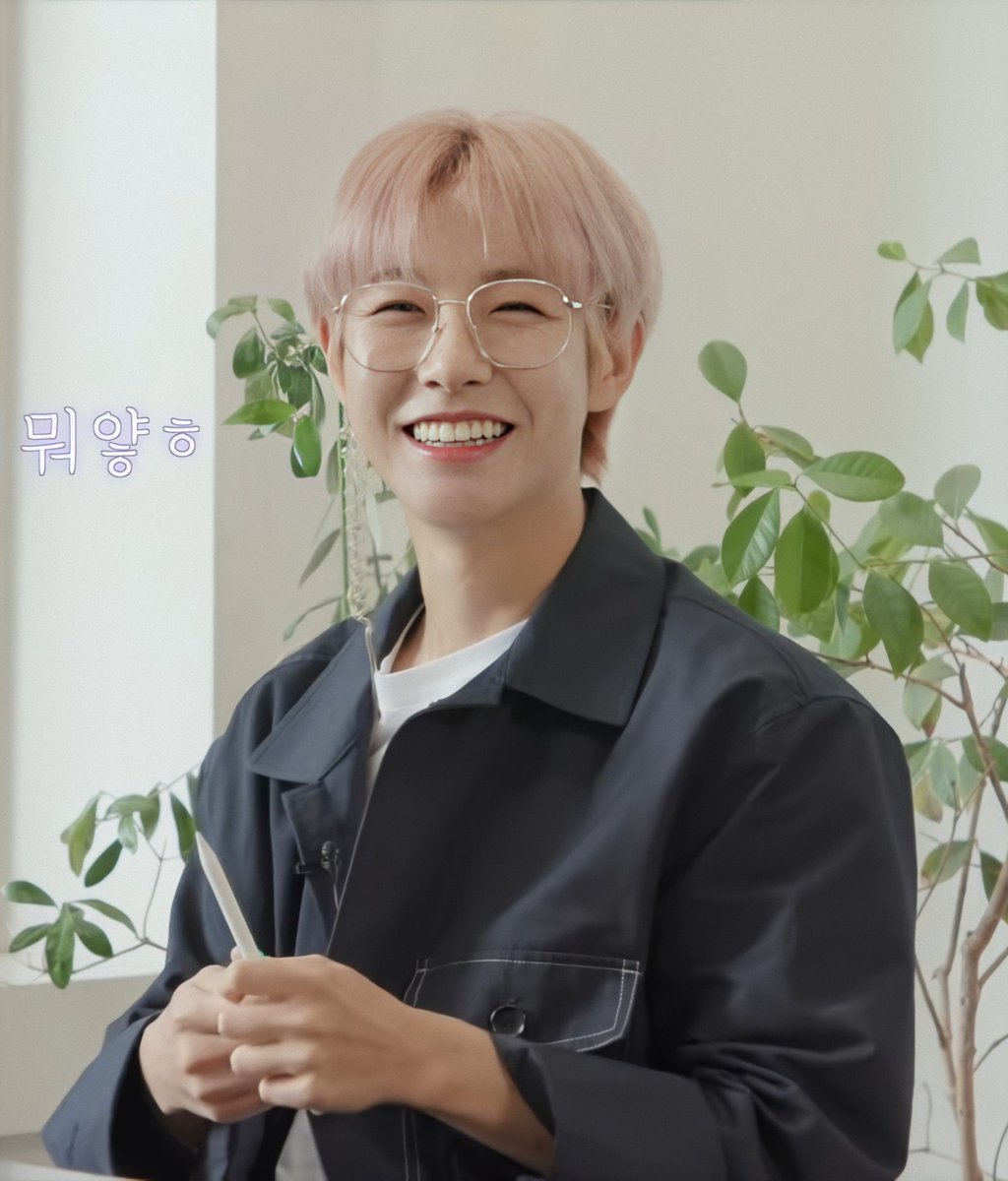 smiley boy huang renjun   #RENJUN    #런쥔    #黄仁俊