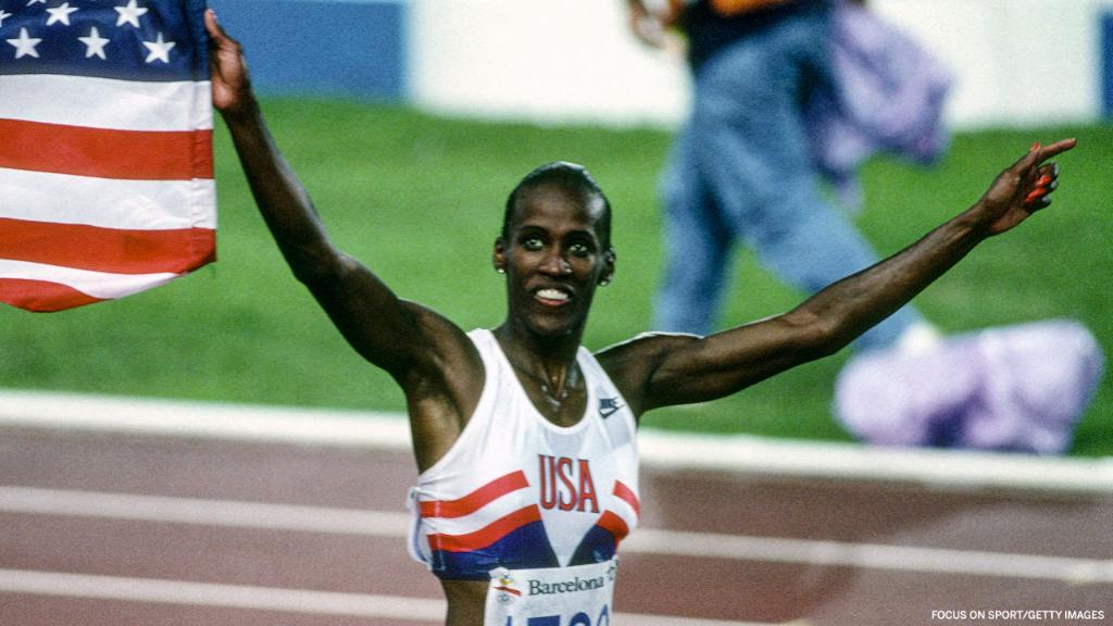 espnW's tweet image. 28 years ago today, Jackie Joyner-Kersee became the first woman ever to win two consecutive Olympic gold medals in the heptathlon 🥇