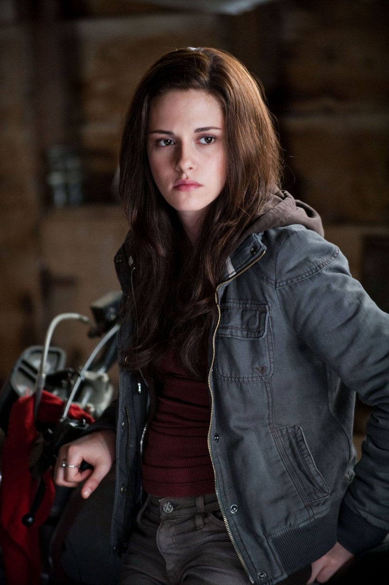 bella swan – lizzie starkwanted some love but somehow ended up in this insane family, will fuck you up if you touch her daughter