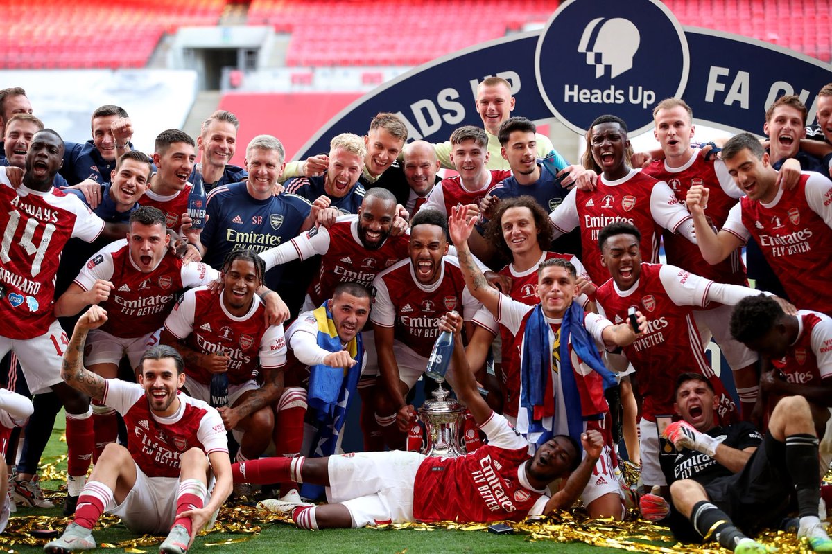 SiaranBolaLive's tweet photo. #CommunityShield 2020

LIVERPOOL vs ARSENAL
Sabtu 29 Agustus 2020
⏱ K.O 22.30 WIB
🏟 Wembley Std.
📺 Beinsports1 &amp; RCTI LIVE

 https://t.co/KVJJxzKs5j
