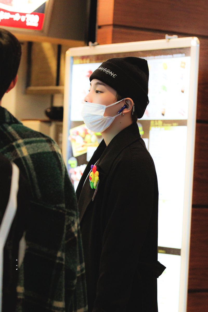 KHSLAB's tweet photo. ✟

#김현수 #김현스윗 #디원스 #D1CE https://t.co/OyJo3IURRi