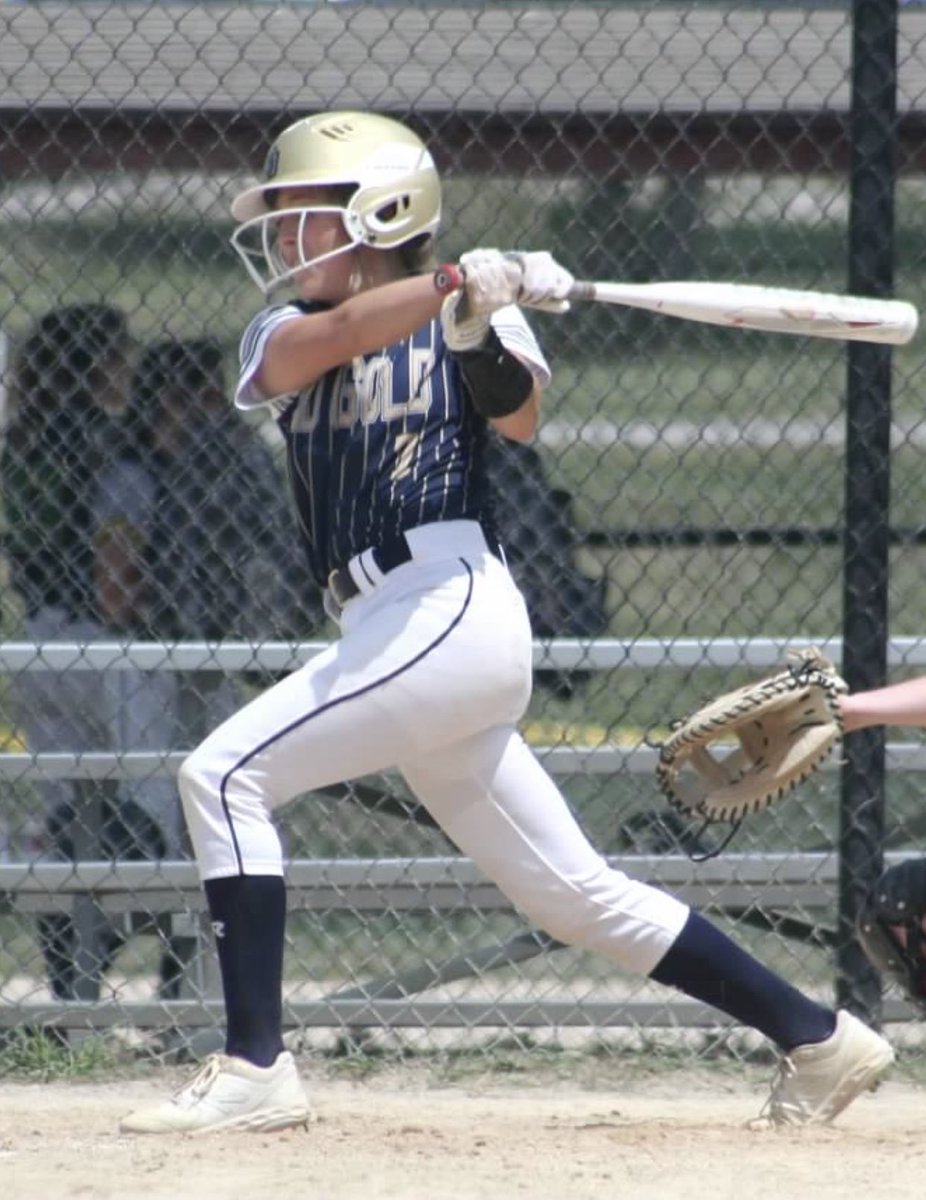 SDGold02's tweet photo. #7 Annie Klatt will be headed south soon! We’re excited to see all @SDCoyotesSB 🐺 has in store for her!

📖 Medical Science Practices
Fave 🥎 Mem: Mound visits with Tmac
Random Fact: Sock order matters! 🧦
Softball taught her: Sacrifice is everything, even if it leaves a bruise! https://t.co/MpvzoQP6TG