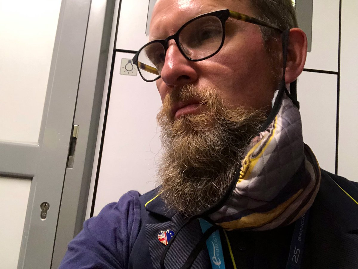 Justin on eurostar on Twitter "How not to wear a mask Part 1 (Hanging