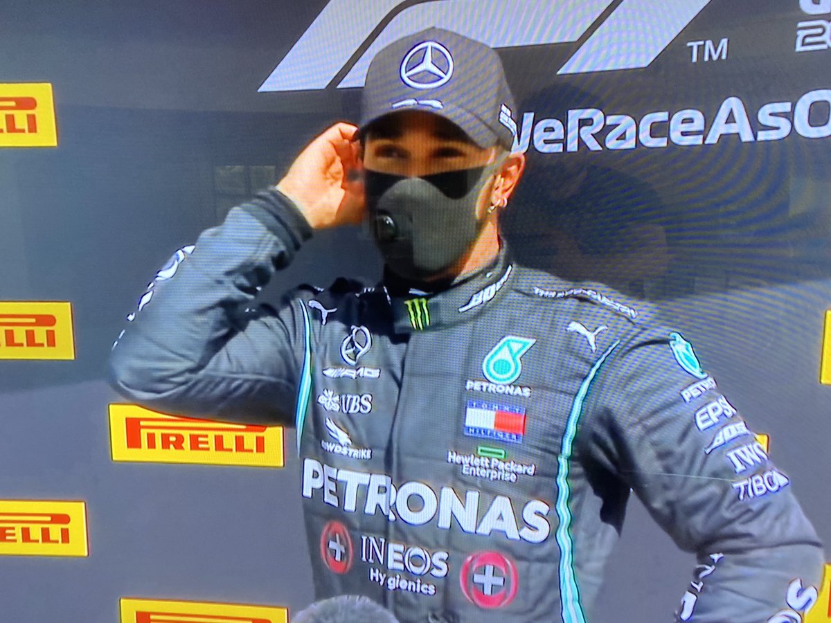 AuRupteur's tweet photo. L’homme qui n’a même plus besoin de quatre roues pour gagner. #BritishGP #F1 #AuRupteur https://t.co/vvbaNwNKuX