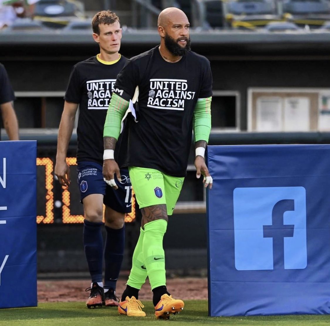 TimHowardGK's tweet photo. 3 points & 3 games Undefeated WELL DONE THE LADS‼️. #DEFENDTHEBLUFF @Memphis901FC https://t.co/lrSfHLIlI2