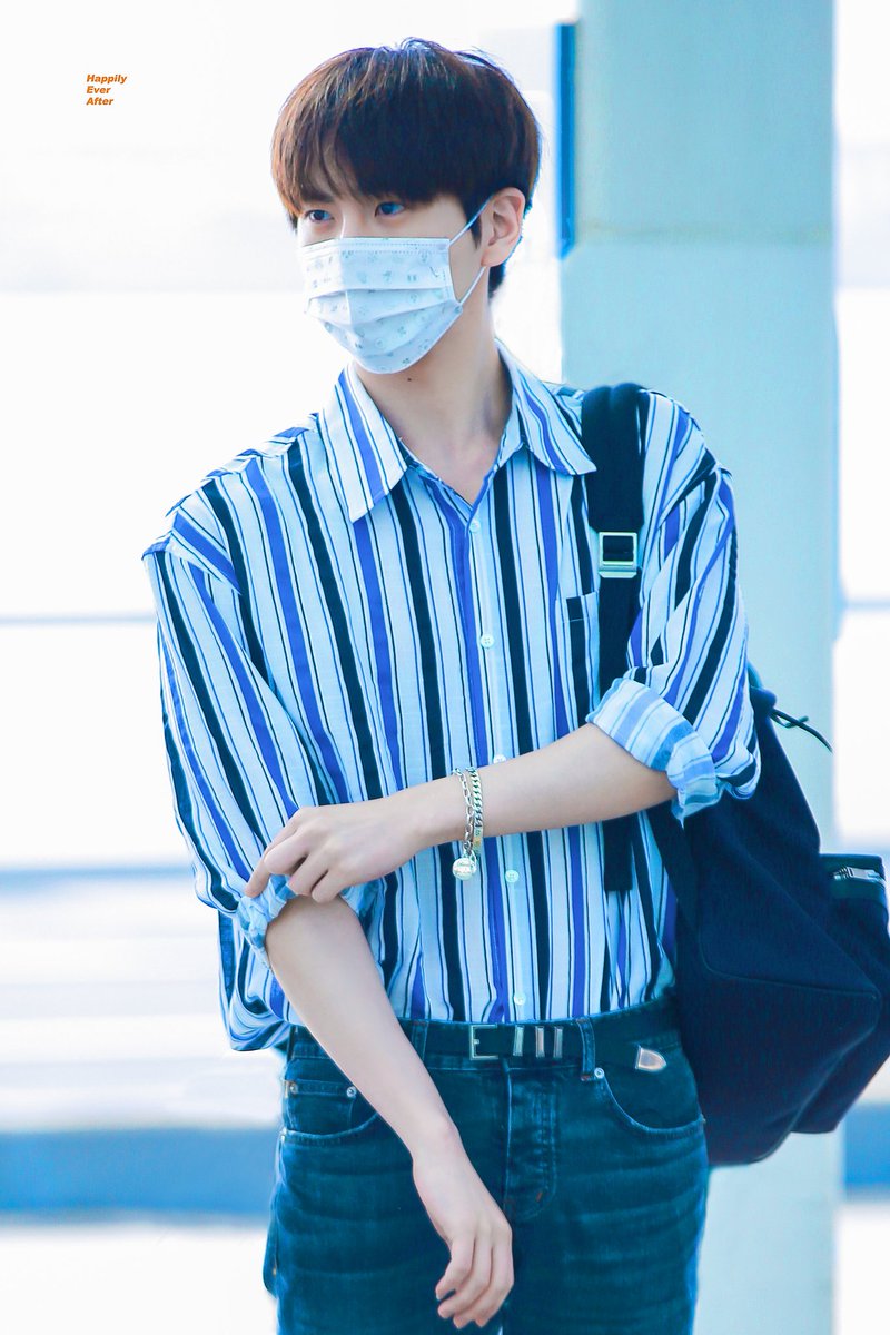 Shinwon sunbae said remember to wear a mask and take care of each other!!!