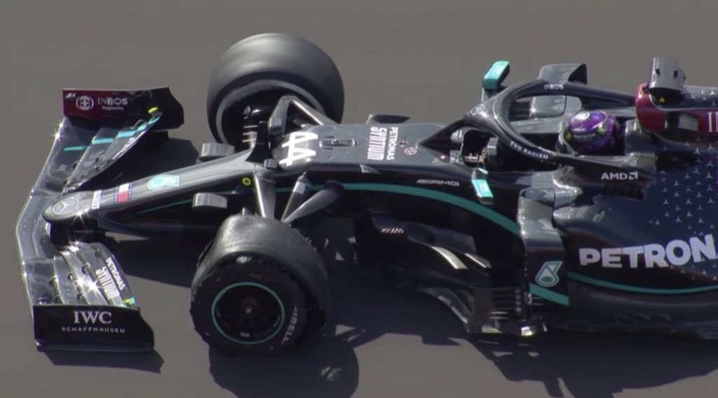 MSportBanter's tweet photo. How am I meant to explain to my future grandkids that someone once won a Formula 1 race driving the last lap of the race like this? https://t.co/uIKlz9HbSu