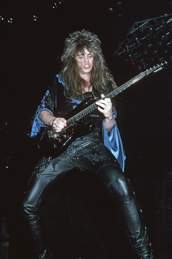 RandyHelmsUGA's tweet photo. Who would you rather have as your #Guitar player?
#VivianCampbell or #CraigGoldy
#DIO #DefLeppard #Guiffria #DIODisciples https://t.co/nva2i34YkR