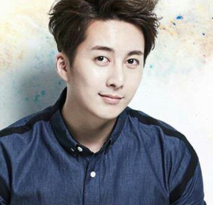 Sedighe__SS501's tweet photo. 생일축하해 우리 막내
#HAPPYJJUNDAY https://t.co/H6VMdaNWox