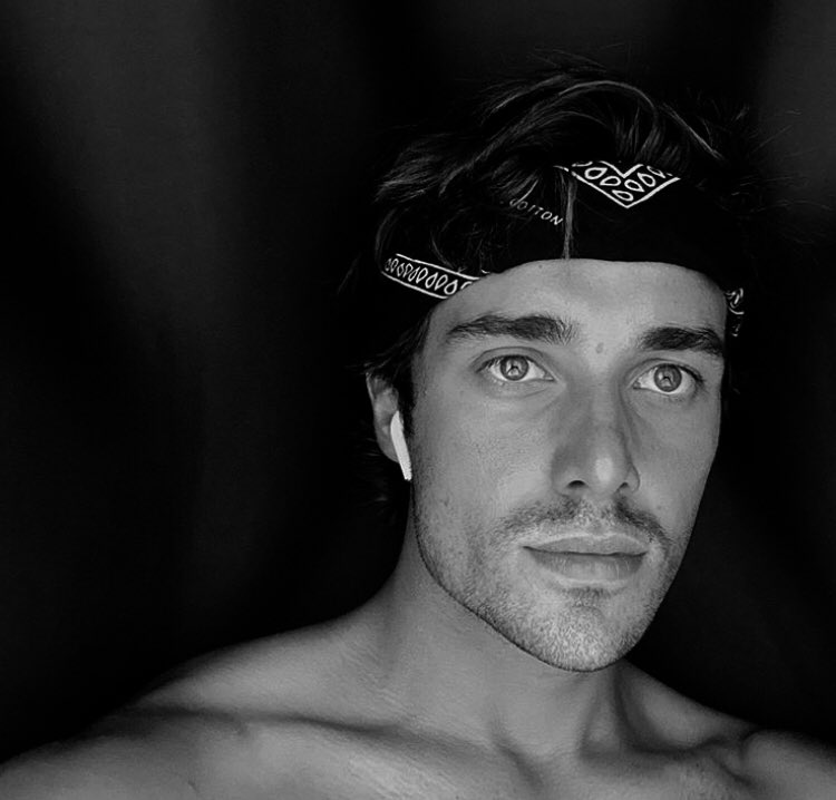 cigerimi deliveren aski gorun