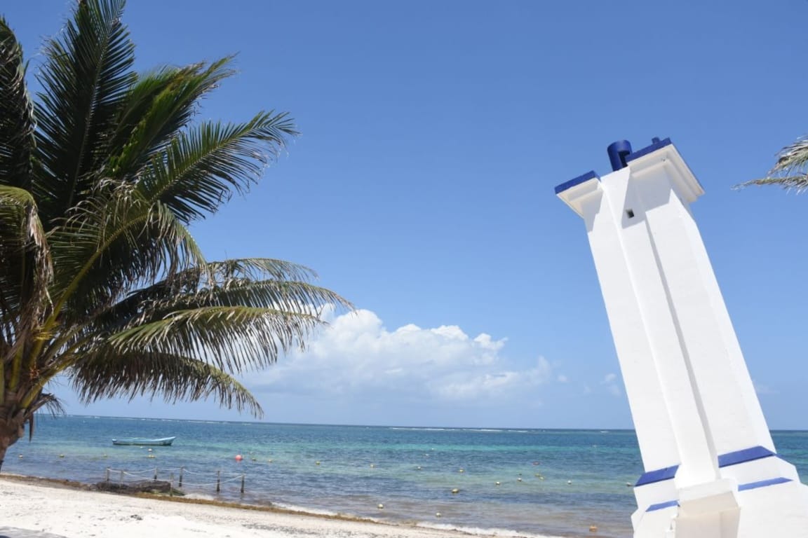omaralpuche's tweet photo. @yaxibi1 @BedranRuiz @VicSanchezRuz @aguilardo_ @opbdetodos @AmbarNoticias @anapatyp @chetubien @visitchetumal @mapachestec @CaribeMexico ¡Saludos de #FaroAFaro queridos paisanos de #BuenaMadera. Excelente domingo familiar.! @chetubien @fermin_carrillo @mapachestec @vidalrussi @IslaInterian @AlondraQRoo @AremyBasto @CarlosM56561117 @licsergiochago @aguilar_manuel @M_A_P_P @visitchetumal https://t.co/mNmbM6jBXt