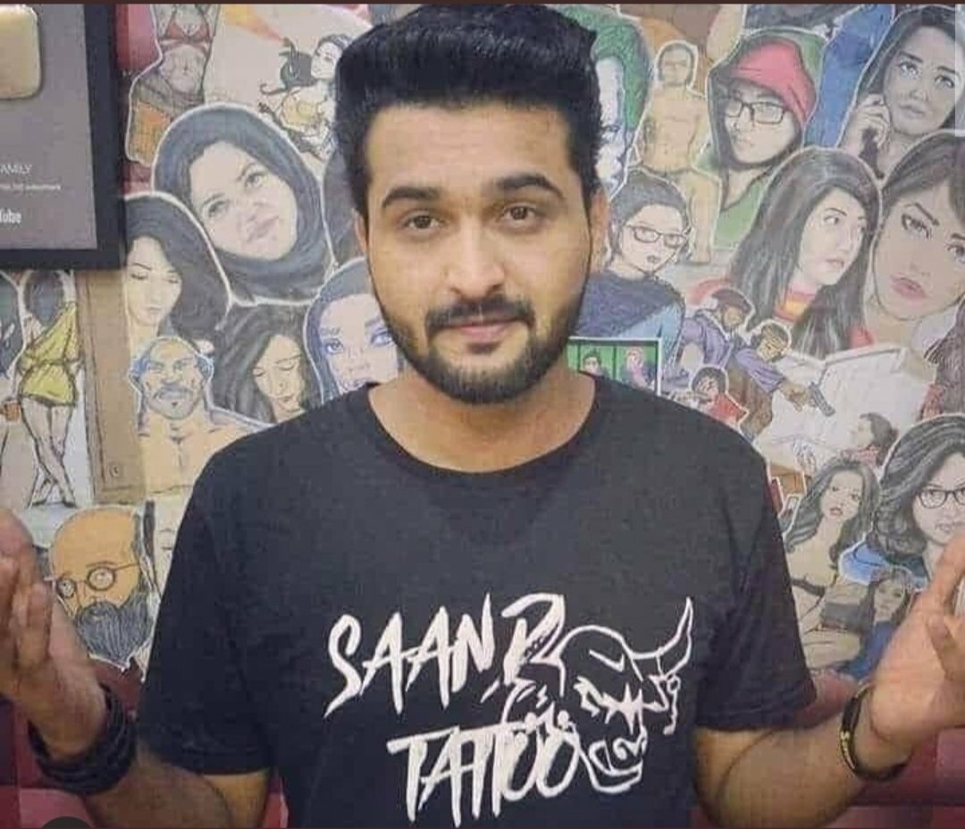 MuneebAhmad10's tweet photo. I request @ytcreators to help one of our top YouTubers @KhujLeeFamily &amp; resolve his issue by getting his channel back, please. Content creators work day &amp; night to achieve their audience. Please get his channel back. 🙏🏽 
#RazaSamo
#monetizekhujlee please 
@ytcreators https://t.co/tdIVsdYsAT