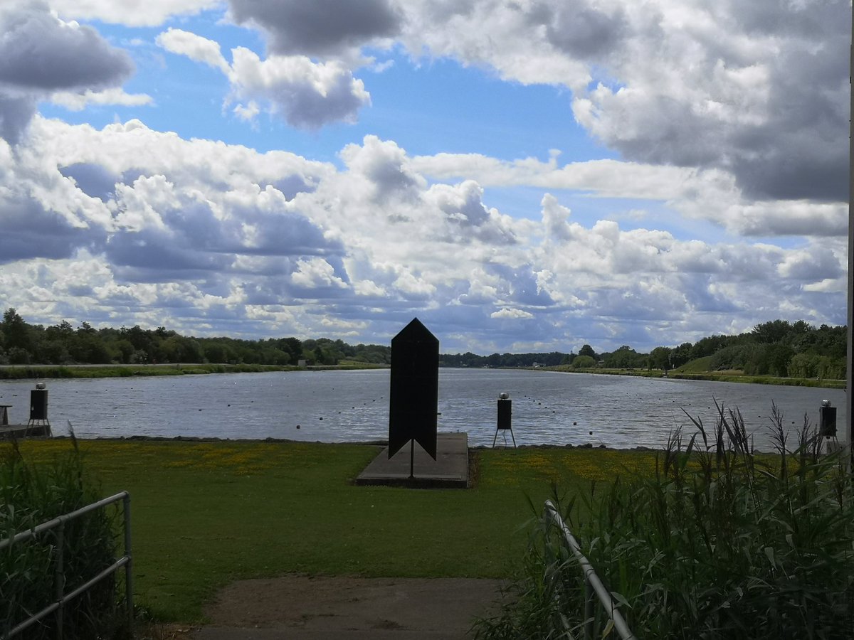 Walked all the way around Holme Pierrepont! <a href="/UoL_AHP/">UoL_AHP</a> <a href="/WeNurses/">WeNurses 💙</a> #NursesActive