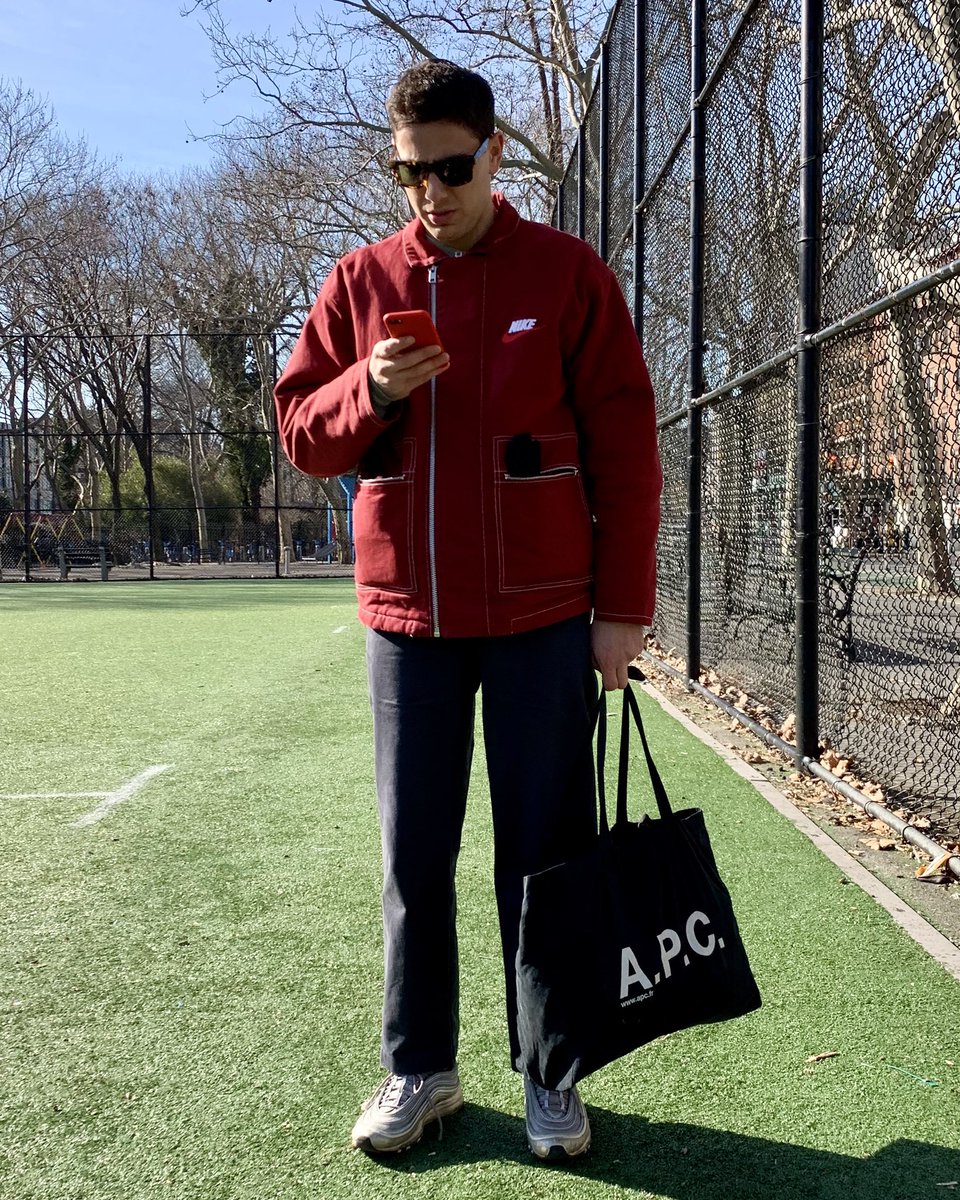 cscnyc's tweet photo. 👜👜👜 #CSCArchiveDig 🇫🇷🤝🇸🇪🤝🇺🇸 https://t.co/Uz0pcYB2q3