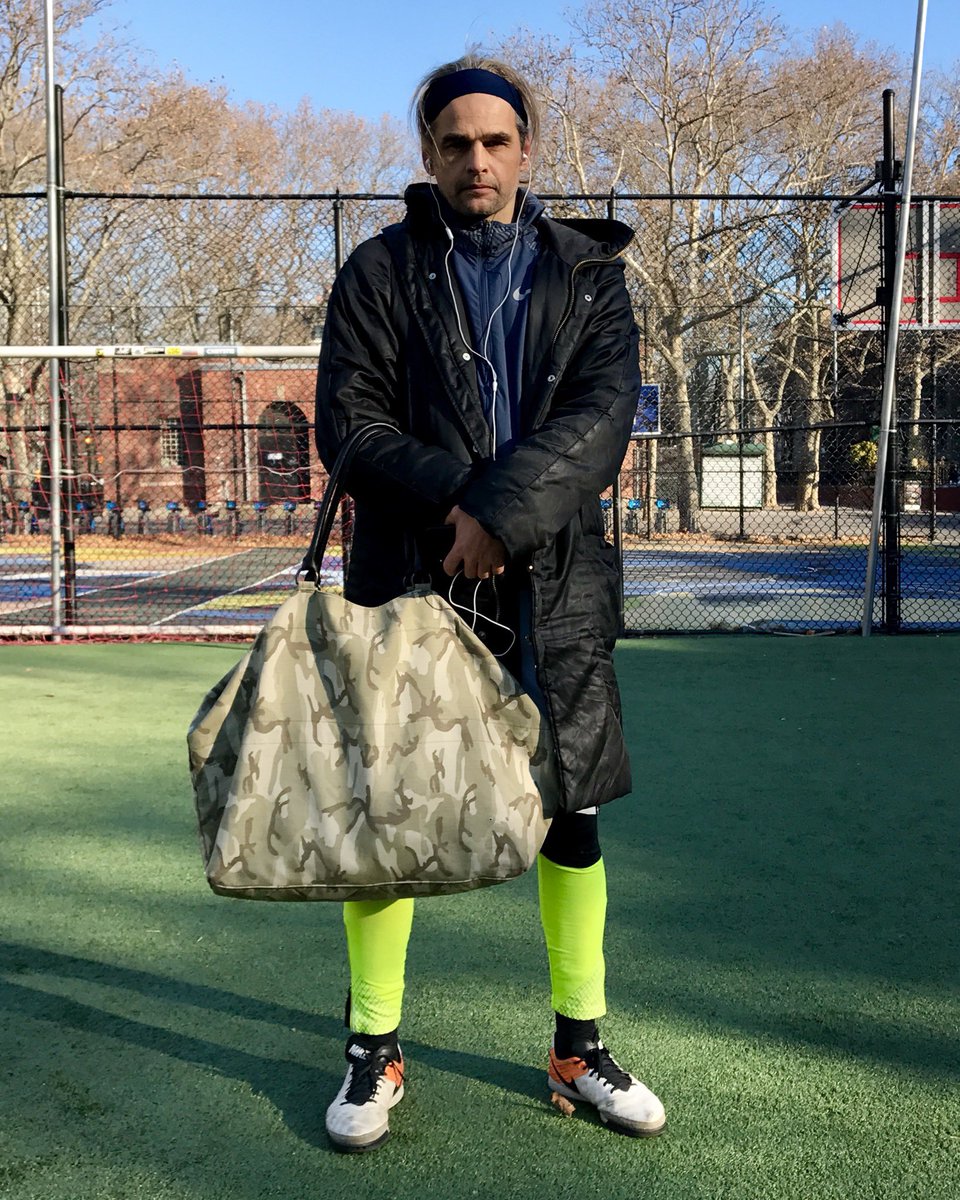 cscnyc's tweet photo. 👜👜👜 #CSCArchiveDig 🇫🇷🤝🇸🇪🤝🇺🇸 https://t.co/Uz0pcYB2q3