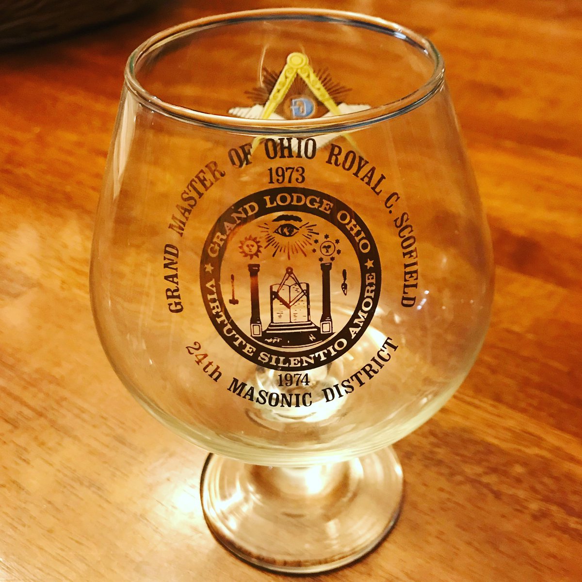 royalscofields1's tweet photo. Official snifter from our namesake Most Worshipful Brother Royal Scofield’s year as Grand Master of Ohio!!
@GrandLodgeOhio
#freemason #glohio #snifter https://t.co/prADAoU68i