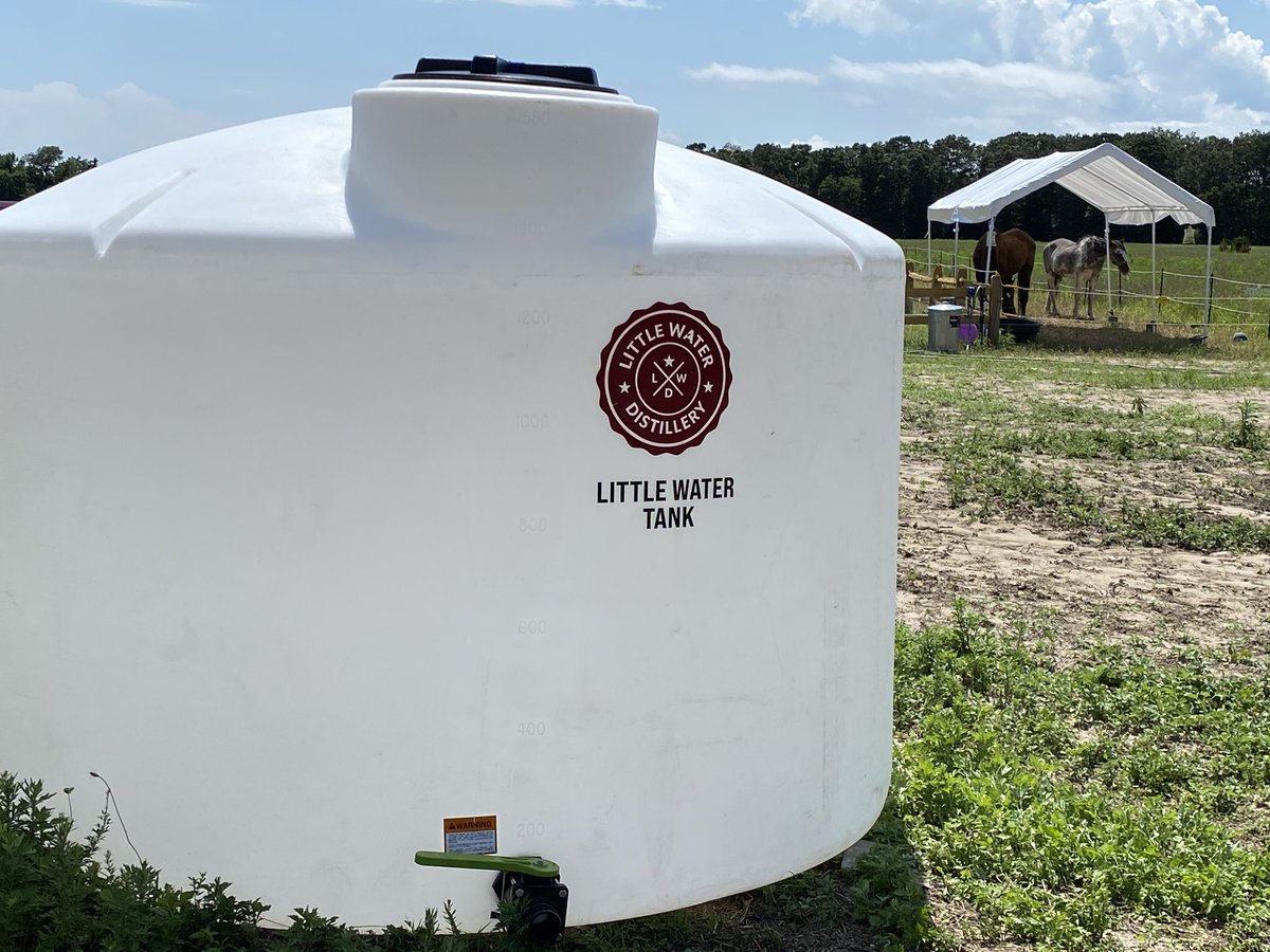 littlewaterdist's tweet photo. We heard the wonderful folks over at Reed’s Organic Farm &amp; Animal Sanctuary needed a water tank to help with all the rescue animals and organic produce on their farm. We were more than happy to donate a “Little Water Tank” to help them continue their mission. https://t.co/DbvAL7eifi