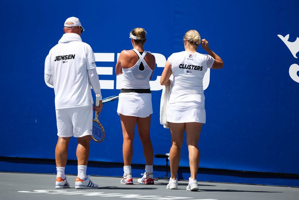 nyempiretennis's tweet photo. CHAMPIONSHIP DAY! Tune in as we battle the @chicagosmashwtt LIVE on @ at Noon ET. Letβs bring the #KingTrophyπ back to New York π½! #wttplayoffs #WTTChampionship https://t.co/QlxNBx8W3r