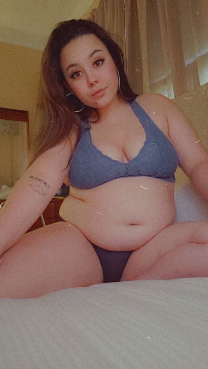 LavanderVay's tweet photo. Just a lil chubby
I've got an onlyfans where I plan to go live on! *check bio*
#feederism #feedee #weightgain #feeder #fat #belly #chubby #fatbelly #fatgirl #fatty #gainer #gaining #bigbelly #chubbybelly #bbw #bellyfetish #foodbaby #bellyexpansion #chubbygirl #fatfetish #bloated https://t.co/aLXyuCWL5O
