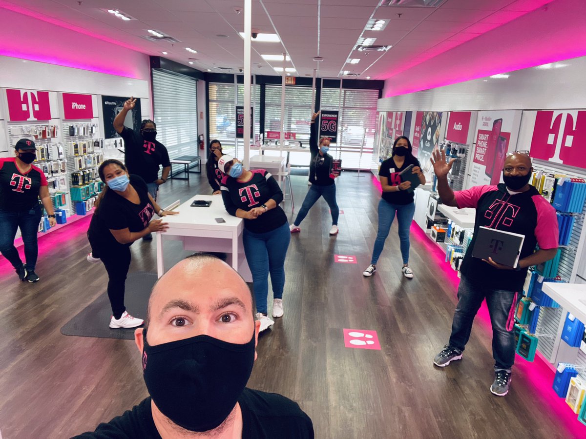 Kirkman Heist is Day 1 Ready!!! @AnnieG_FL @JonFreier @MikeSievert @ARod_013 @StephenJamesA @NathalineP @TMobile #southneversettles #FloridaHeat #OrlandoElite #sundayvibes