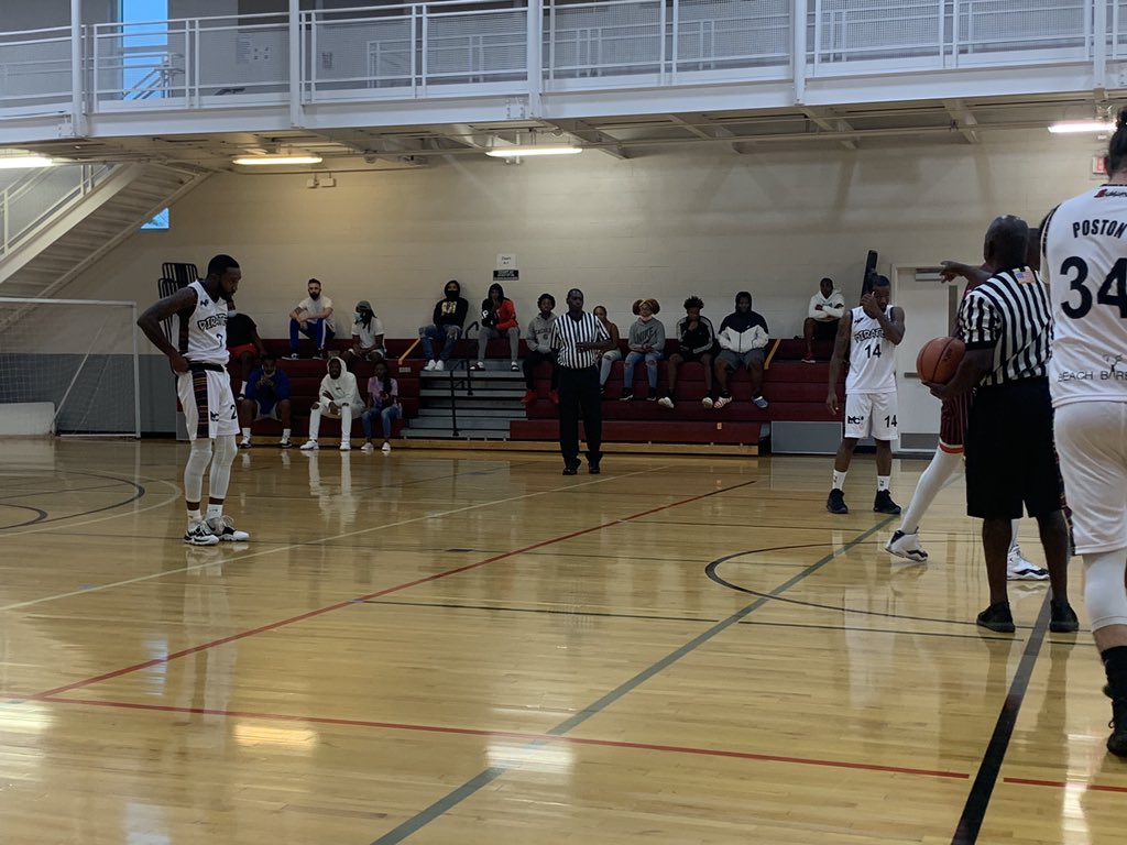 CoastalElite843's tweet photo. The guys 😤 https://t.co/PL7QVyjRSd
