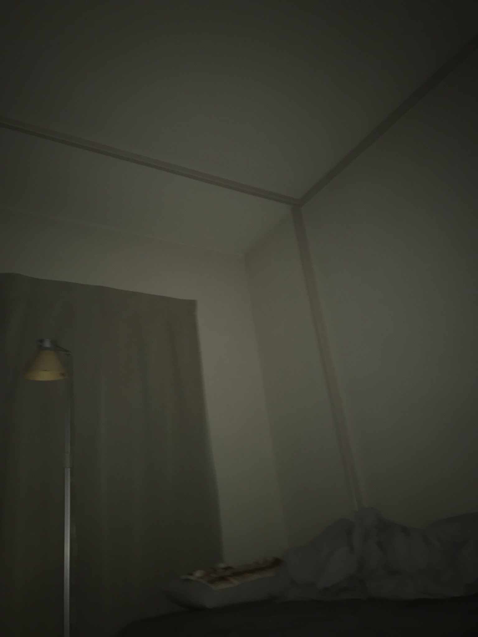 津名 部屋の中に誰かいる気がする T Co Ml9doawclh Twitter 津名 部屋の中に誰かいる気がする T Co Ml9doawclh Twitter