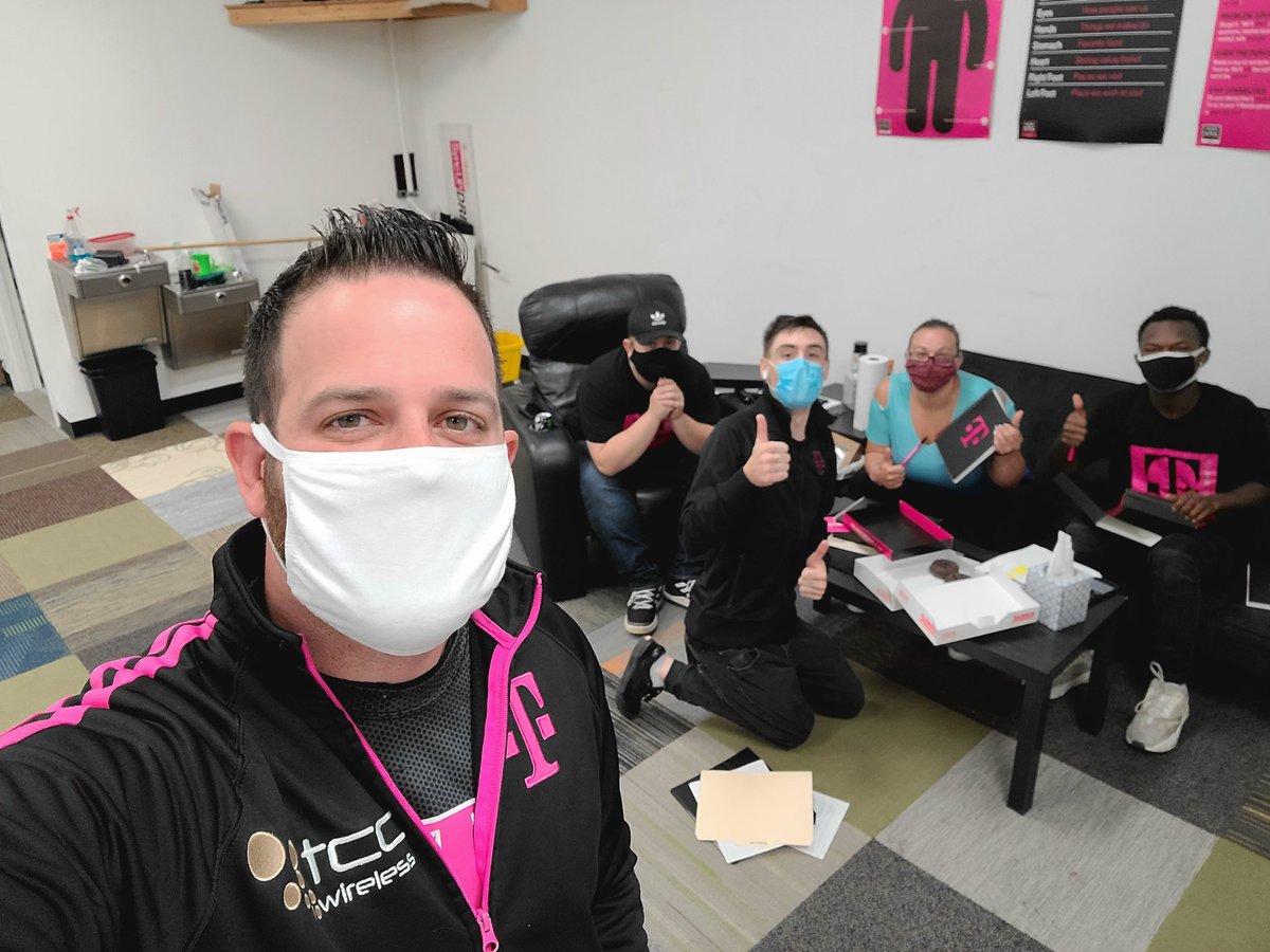 DaveFear0523's tweet photo. Day 1!!!!  Lets have an amazing day!!! The NEW T-Mobile!  @dannysoro @RJGomezIII @WinstonAwadzi @asadirfan @jaymaliktcc @ChartierDoug @BrettKennedyTCC @TCCMobile @RichardGarwood @Wireless4TCC https://t.co/CYN7SsKvoy