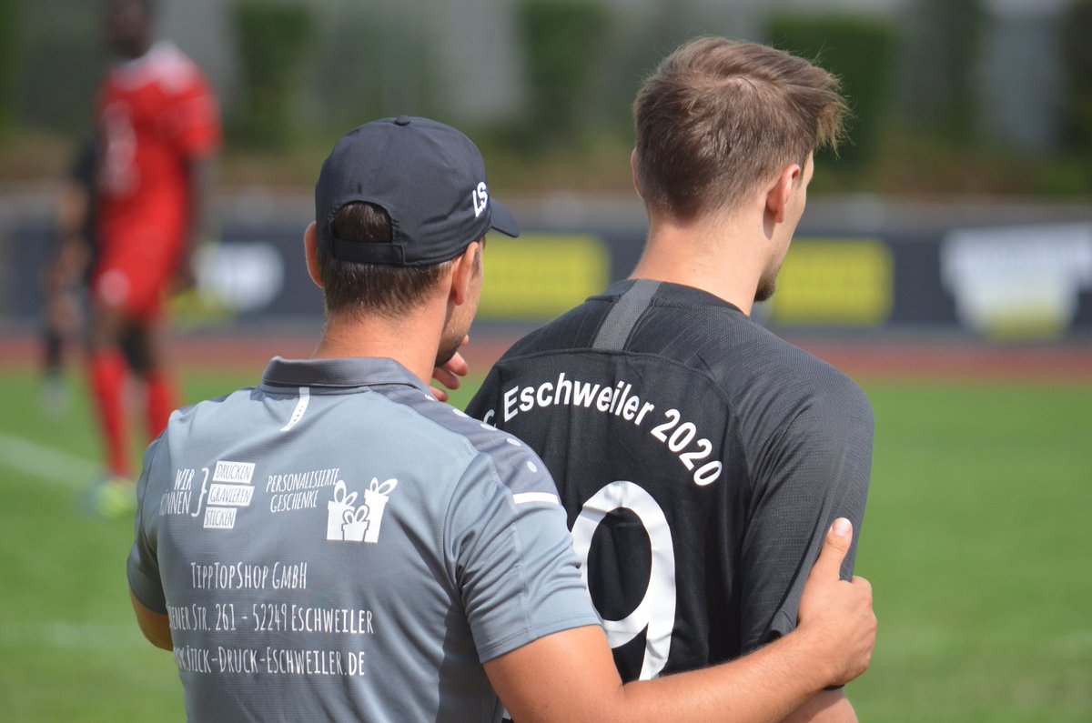 fceschweiler20's tweet photo. Die erste Seniorenmannschaft des #FCE startet mit einer Niederlage in die Saisonvorbereitung. Im ersten Testspiel unterlagen die Löwen dem Dürener Spielverein zuhause mit 1:2. #fce20 #fce2020 https://t.co/tyVhWQTZkU
