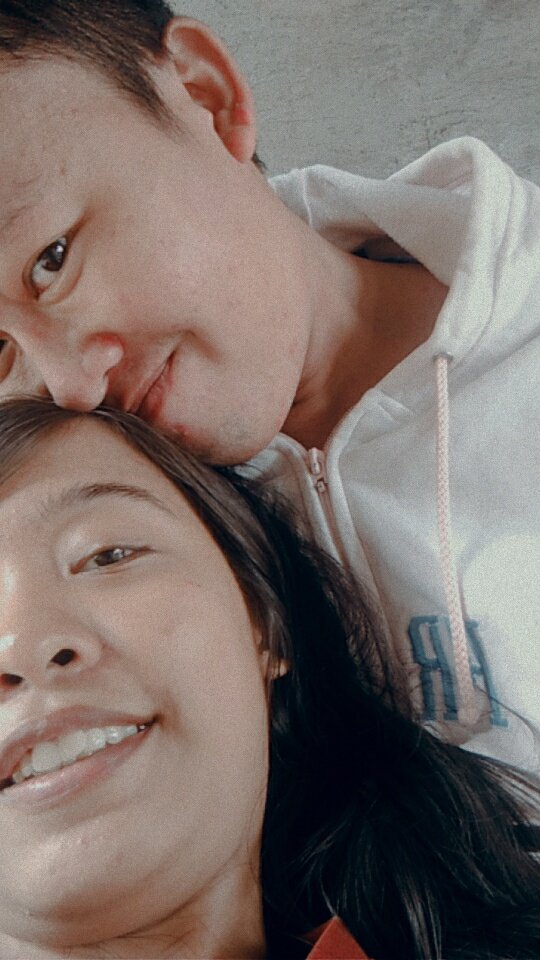 iambhebieapril's tweet photo. In a world where so many things can be uncertain, you are the only thing that i will always sure of. 💙
#Happymonthsary #33rd #ily https://t.co/aMMOJtElqP