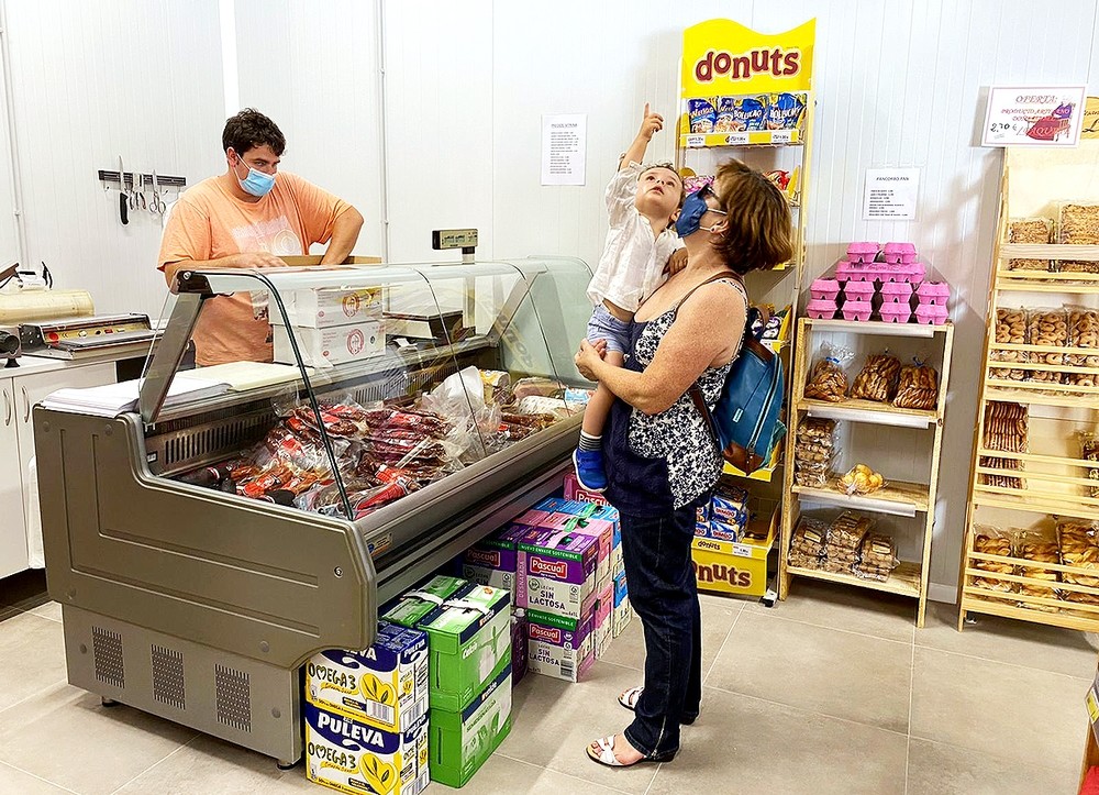 diariodeburgos's tweet photo. Hacer la compra ya no es labor complicada en #CubodeBureba #LaBureba #NuevosProyectos #FábricadeEmbutidos #Morcilla https://t.co/WmTjxXKpKw https://t.co/2UTrWfxtdY