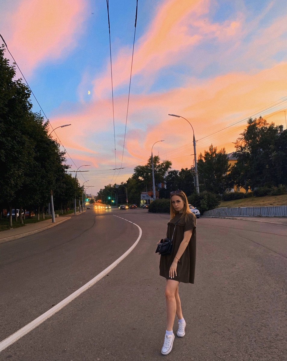 npgrier's tweet photo. everything is perfect here🌇 https://t.co/4Qtp0sweFL