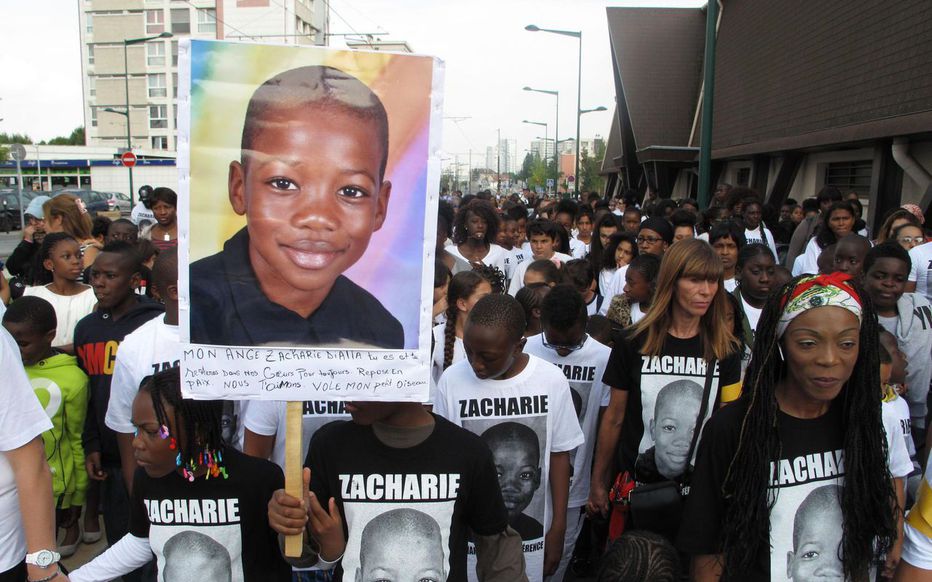 le_Parisien's tweet photo. Le 3 août 2014, Zacharie, 10 ans, mourrait à l'hôpital de Saint-Denis. Six ans après, sa mère ne sait toujours pas ce qui a causé la mort de son fils. L'enquête patine > https://t.co/6QymjiBMNb https://t.co/WanyVMlzDL
