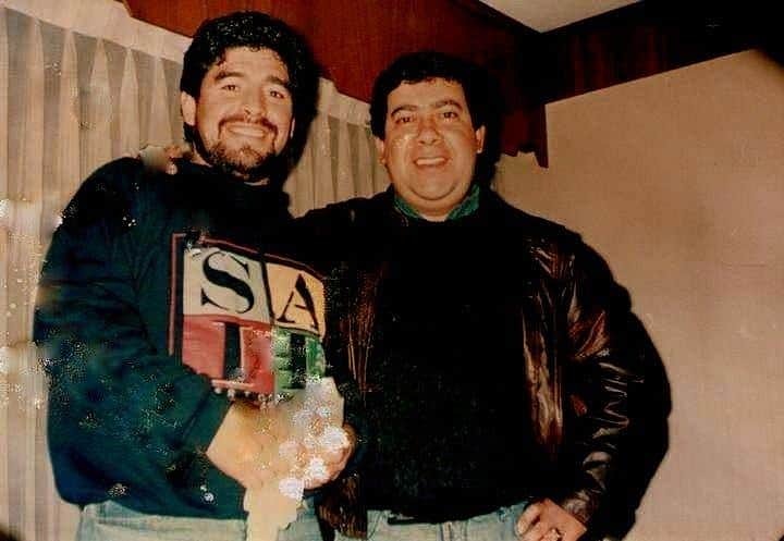 gustavoinsua's tweet photo. Aquí #Diego junto a #AbelDuarte, histórico comunicador radial uruguayo, que falleció hace un año
@Diego10Querido https://t.co/aGDAPtFH7m