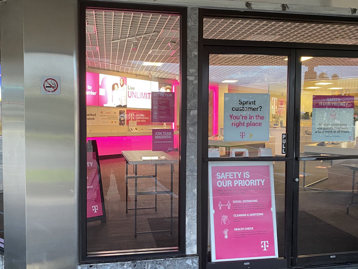 Day one of #thenewtmobile . Just got here early before we open and looks pretty epic from outside! Can’t wait to get inside and start selling 🤘