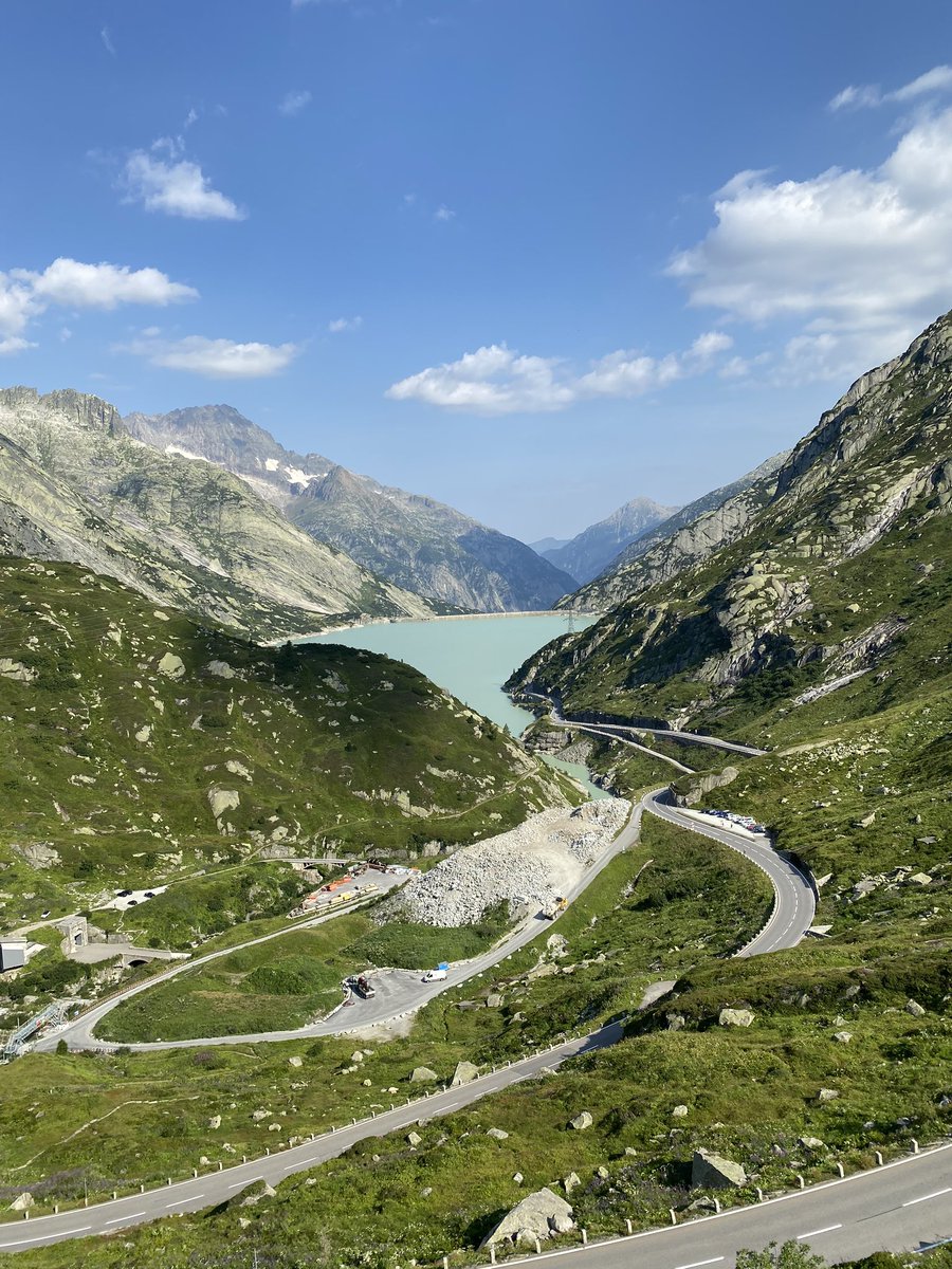 Märchenland Schweiz 🇨🇭
#Switzerland #swiss #grandtour #hotelhospiz #furkapass #grimselwelt #Schweiz #traumland
