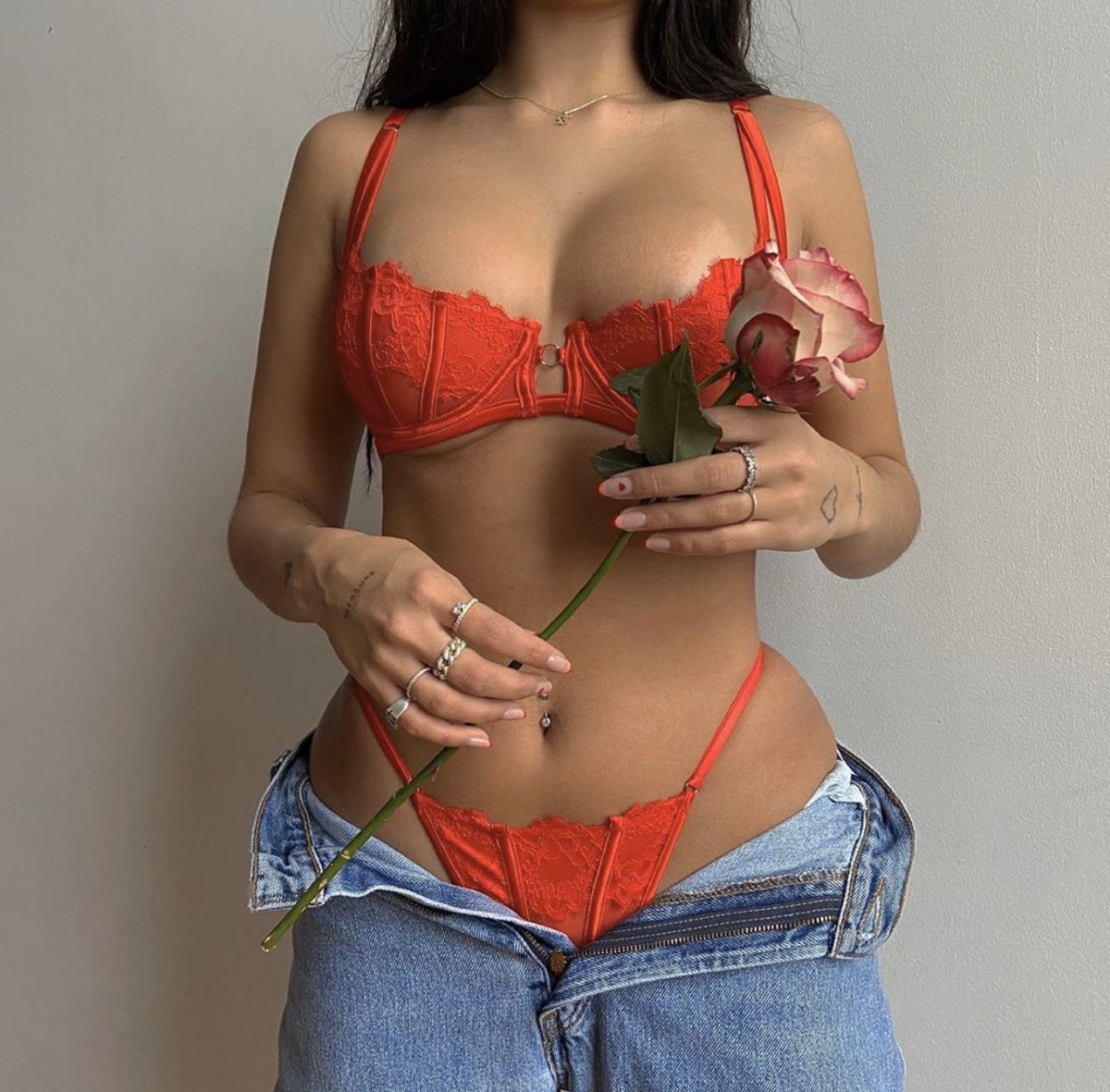 ⠀

                𝙣𝙖𝙨𝙩𝙮 𝘣𝘶𝘵 𝘴𝘩𝘦 𝙛𝙖𝙣𝙘𝙮,        
            𝘭𝘪𝘱𝘴𝘵𝘪𝘤𝘬 𝘰𝘯 𝘮𝘺 𝘴𝘢𝘵𝘪𝘯 𝘴𝘩𝘦𝘦𝘵𝘴.                          

⠀