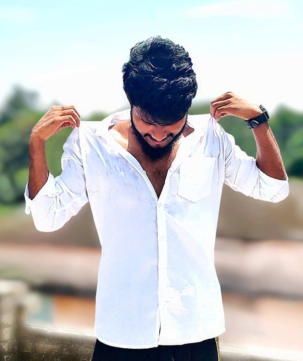 SmartMohanx's tweet photo. Edited in GIMP
.Follow me ππ
#smart_mohanx
.
#beard #menwithbeards #beardstyle #beardman #hotbeard #fitnessmodel #handsome #hotlook #pakka_hyd #beardlover #smartmohanx #hotmodel #beardsofinstagram #bollywoodhot #Mohanx #beardgang #pakka_hyd #vijaydevarakonda #sigitimohanrao https://t.co/45xptmrzsg