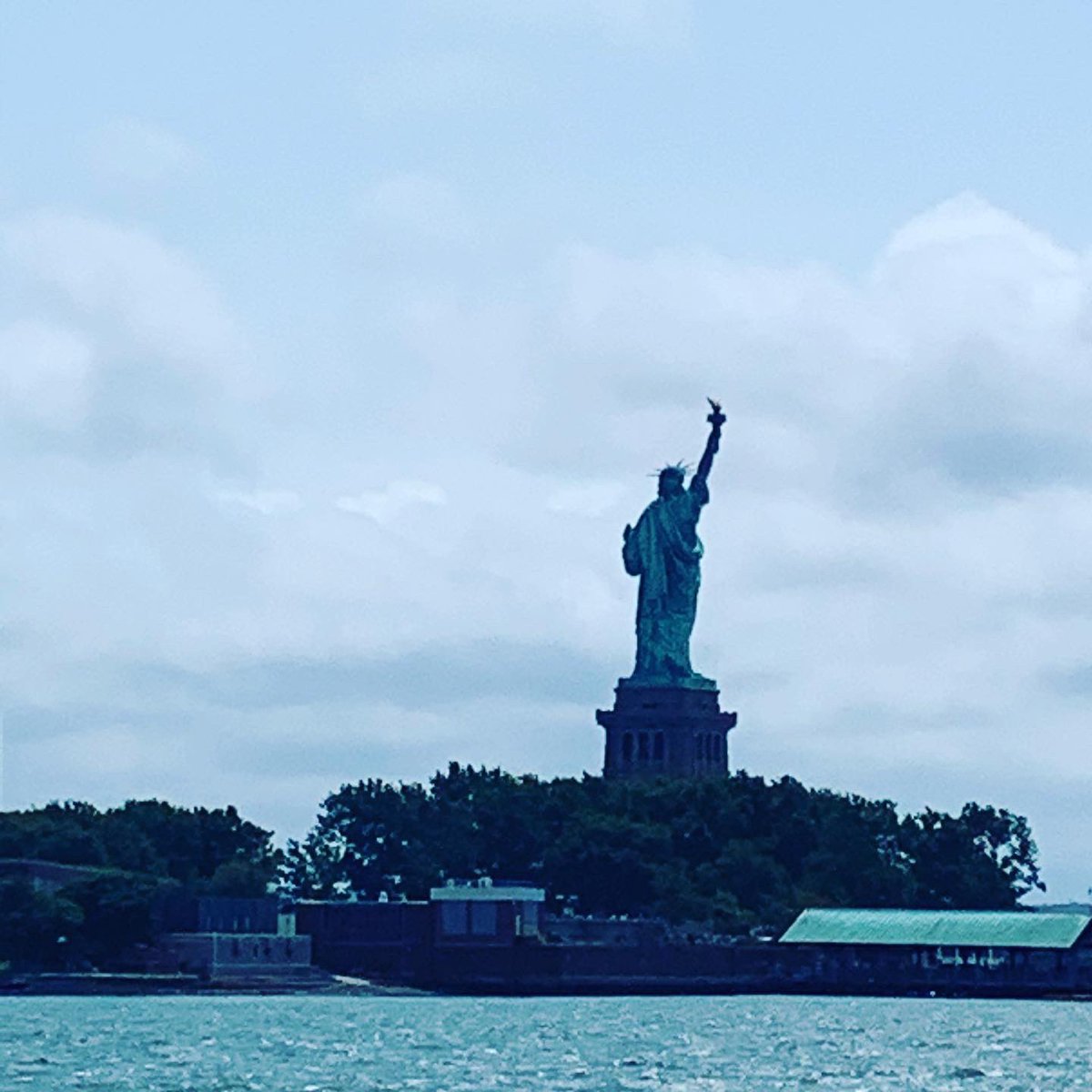 AnnaFortina's tweet photo. I can’t believe Lady Liberty is within biking distance from my apartment! 😍 #jerseycity #nyc #ladyliberty #statueofliberty #ellisisland @CitiBikeJC @CitiBikeNYC https://t.co/hFBHYWyNIq