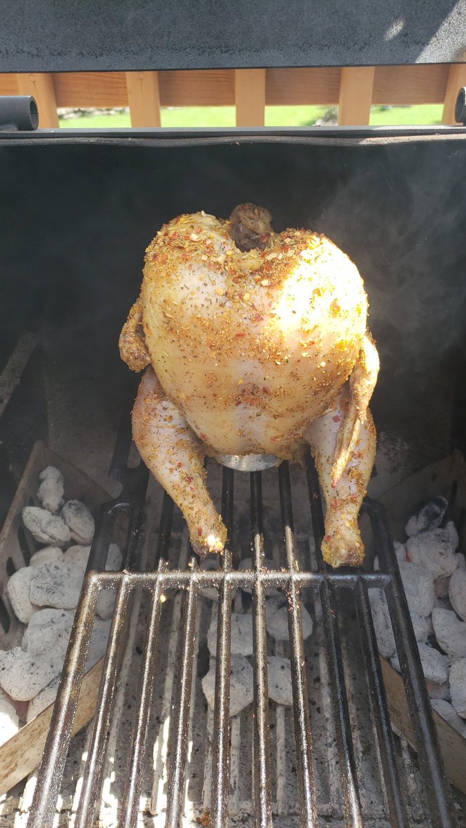 thew_shuff's tweet photo. @PlushnickWX @PredsNHL @Gnash00 @visitmusiccity @PREDSident Beer can chicken! Go Preds! https://t.co/ujCMbxY7CL