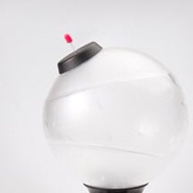Jeongguklogy's tweet photo. Una K-ARMY dijo que el fusible del ARMY BOMB se está acortando cada vez más, entonces, ¿es verdad la teoría de que va a explotar al final? ... no me imagino la siguiente versión. 

#BTS_Dynamite @BTS_twt https://t.co/QxzajdMO4r