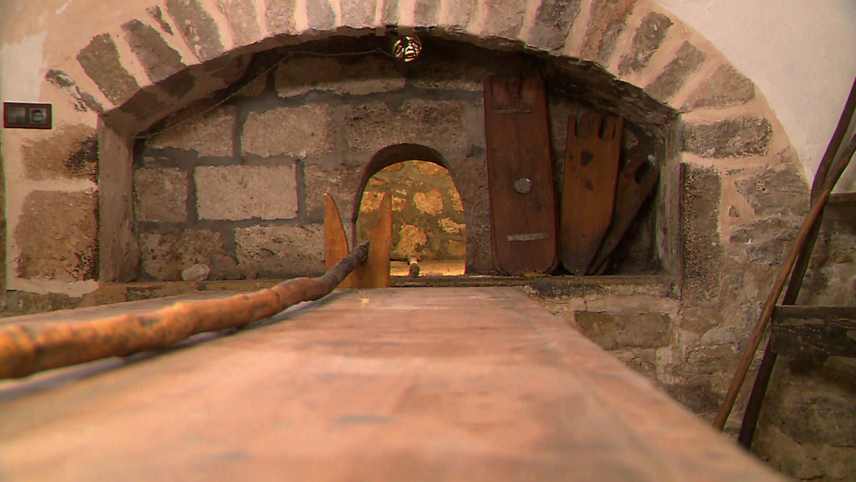 EncontradosATV's tweet photo. El antiguo horno de Montoro de Mezquita se ha convertido en un auténtico símbolo histórico del pueblo. #Encontrados2 https://t.co/CarSeP9kiF