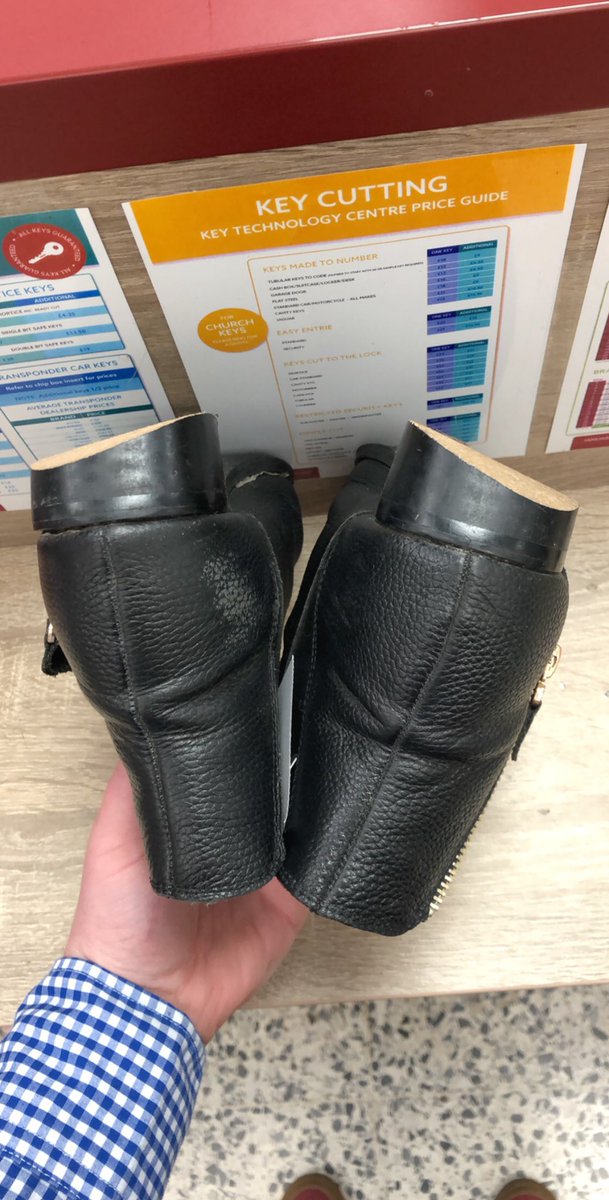 TimpsonAsda's tweet image. Yeah, we fix shoes 👞

This re-heel and build up on cost this lady £16.95. Come see us at Dundee ASDA Milton for all your shoe repairs!

#Dundee #ASDA #Timpson #shoerepairs #ladiesshoes #buildup @TimpsonNews