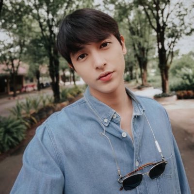 ถึงผมจะไม่ค่อยเข้ามาแต่ก็คิดถึงทุกคนนะคับ ใครยังจำกันได้ทักทายได้นะ ใครยังไม่รู้จักก็ทักได้คับ 😁  #NewProfilePic