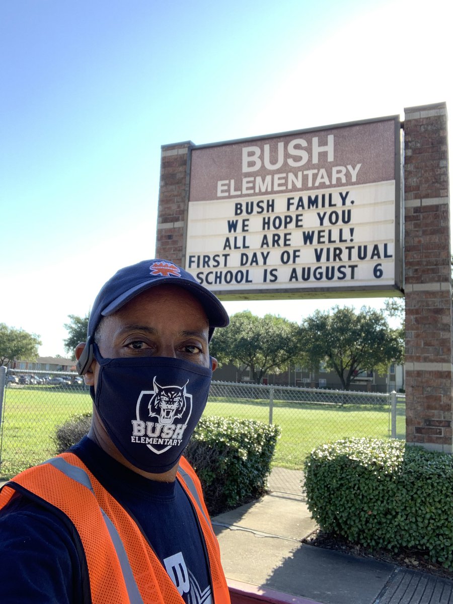 CecilShy1's tweet photo. Making it happen at Bush Elementary! https://t.co/npwyw2446e