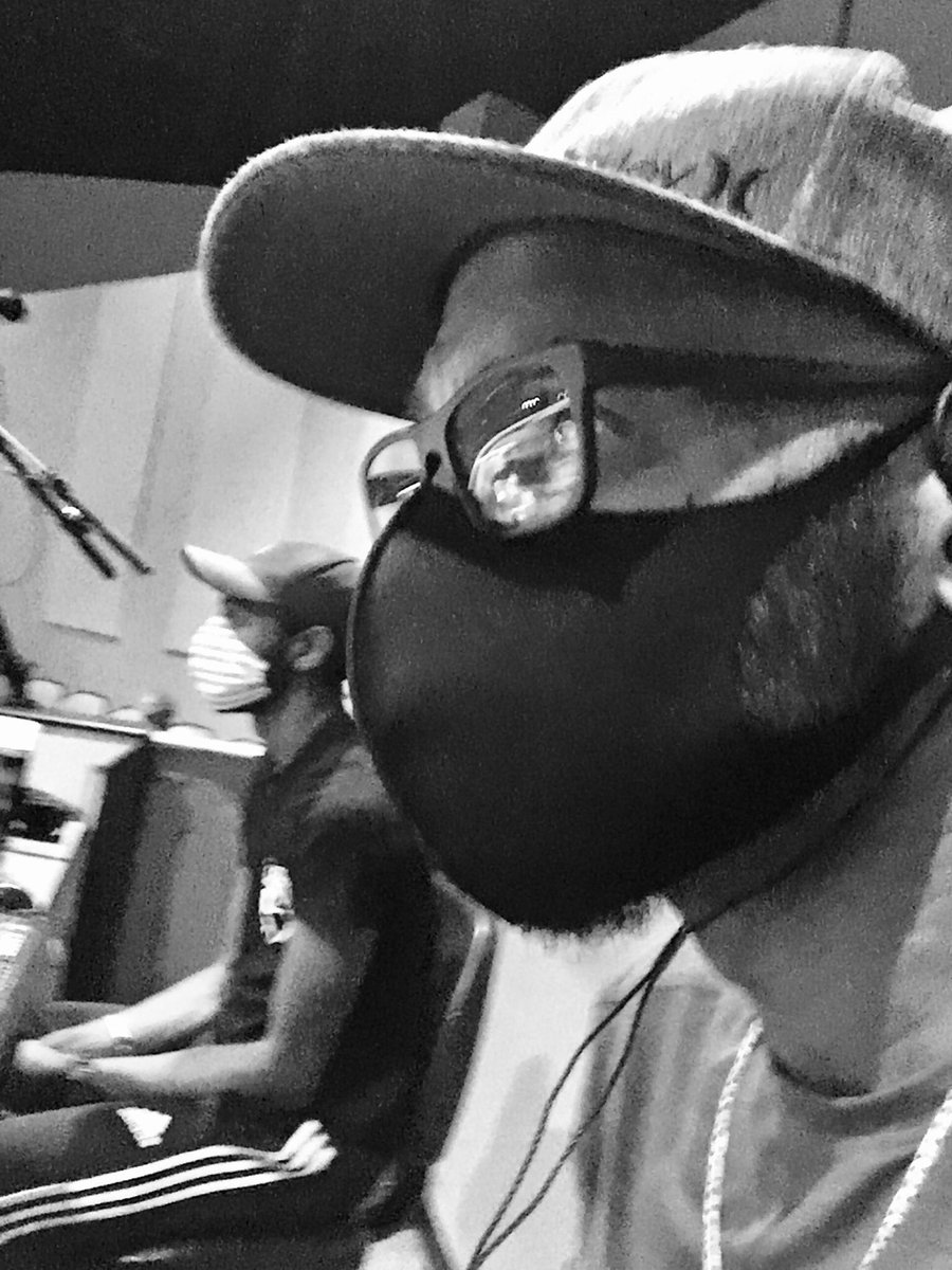 markclarkemusic's tweet photo. Serving alongside my son on AV duty this morning. Iβm blessed to have so many amazing hats to wear. #multitasking #FaithOverFear #JesusOverAll #gospelmusic #church https://t.co/N87wavfeFe
